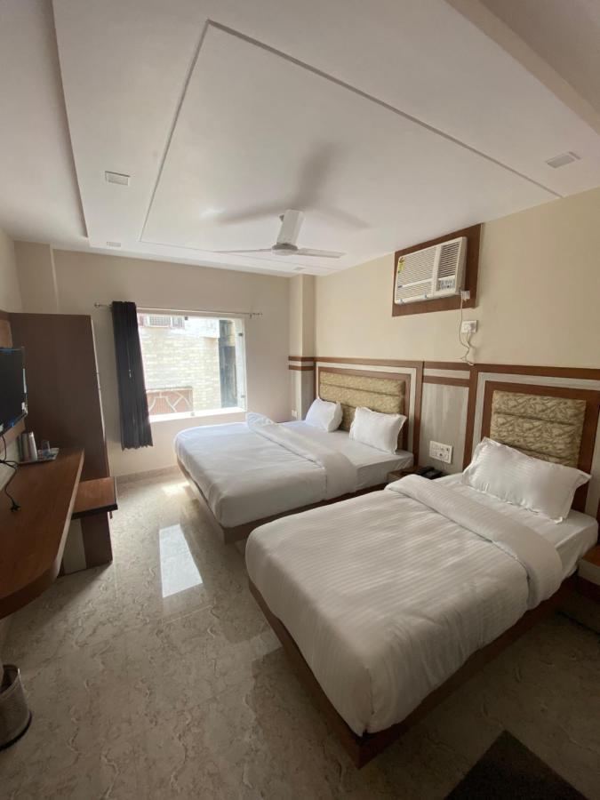Hotel Blue Sky Haridwār Zewnętrze zdjęcie